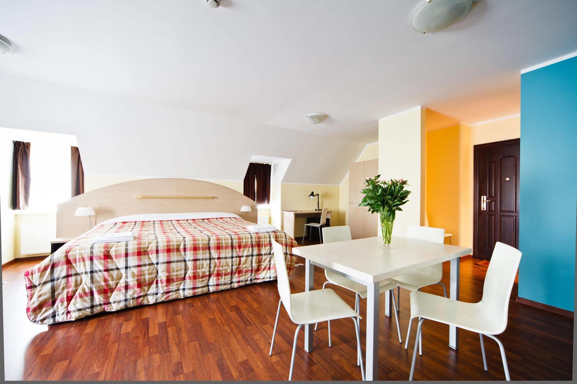 ריגה Aparthotel Autosole מראה חיצוני תמונה