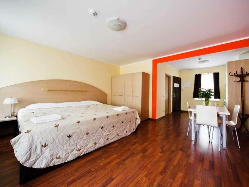 ריגה Aparthotel Autosole מראה חיצוני תמונה